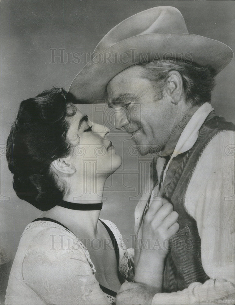 1956 Irene Papas And James Cagney To Kiss In Tribute To Bad Men - Historic Images