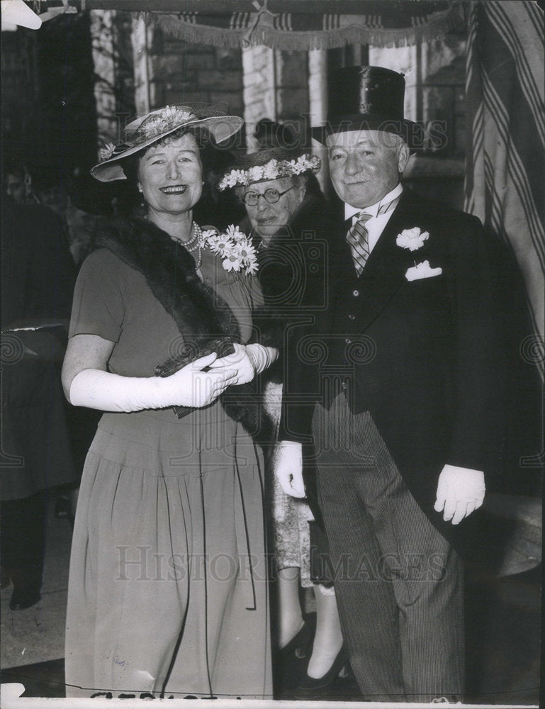 1946 Mr. Mrs Joseph T. Ryerson Daughter's Wedding - Historic Images