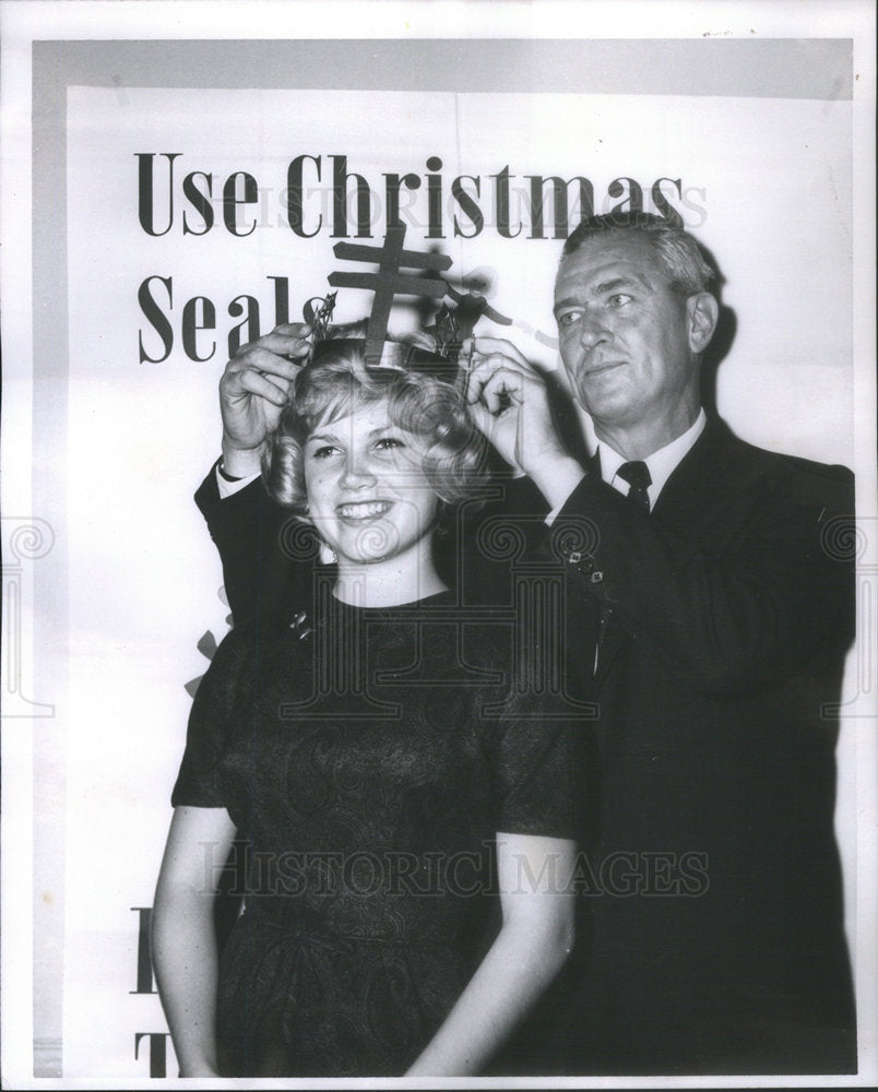 1961 Gail Mansfield Crowned Christmas Seal Queen - Historic Images