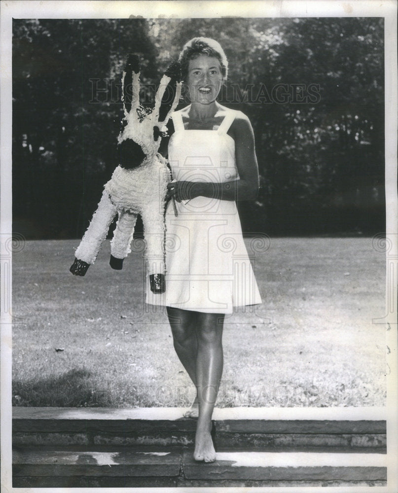 1960 Press Photo Mrs Robert H. Wilson - Historic Images