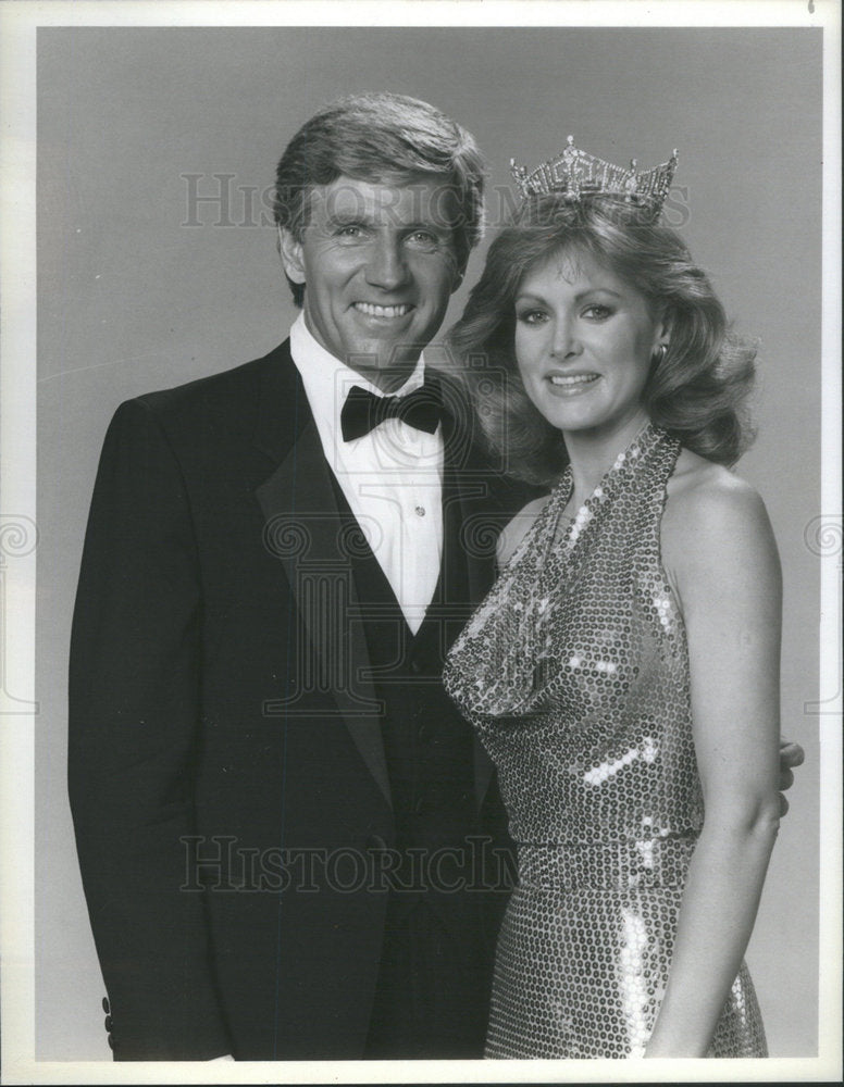 1983 Press Photo Host Gary Collins and Miss America Debra Sue Maffett - Historic Images