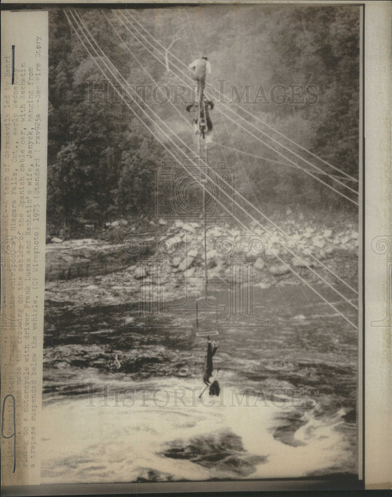 1975 Julien Janyck Rechatin Frank Lewis Niagara Falls Stunt - Historic Images