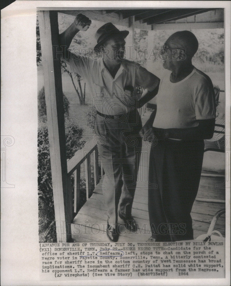 1964 Press Photo Redfearn Shieriff Voter Fayette County Tennessee - Historic Images