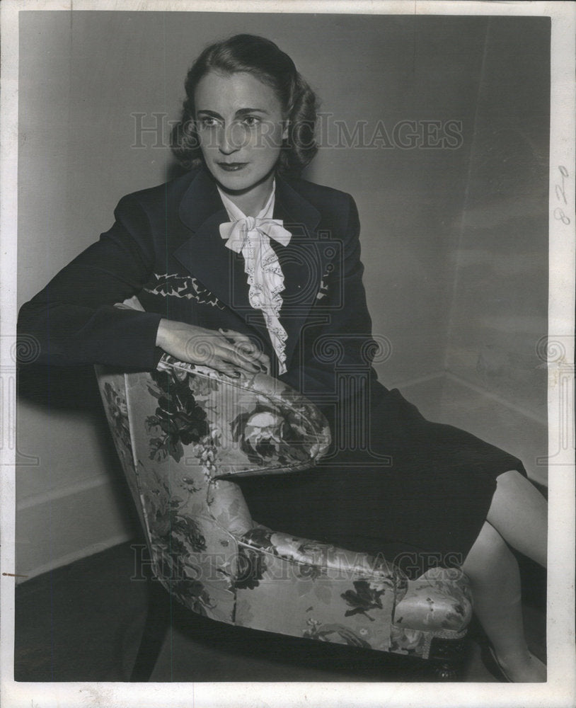 1945 Mrs. Robert H. Redfield United States Chicago City Socialite - Historic Images