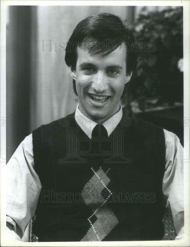 1985 Press Photo Bronson Pinchot Beverly Hills Cop Dennis Kemper Sara - Historic Images