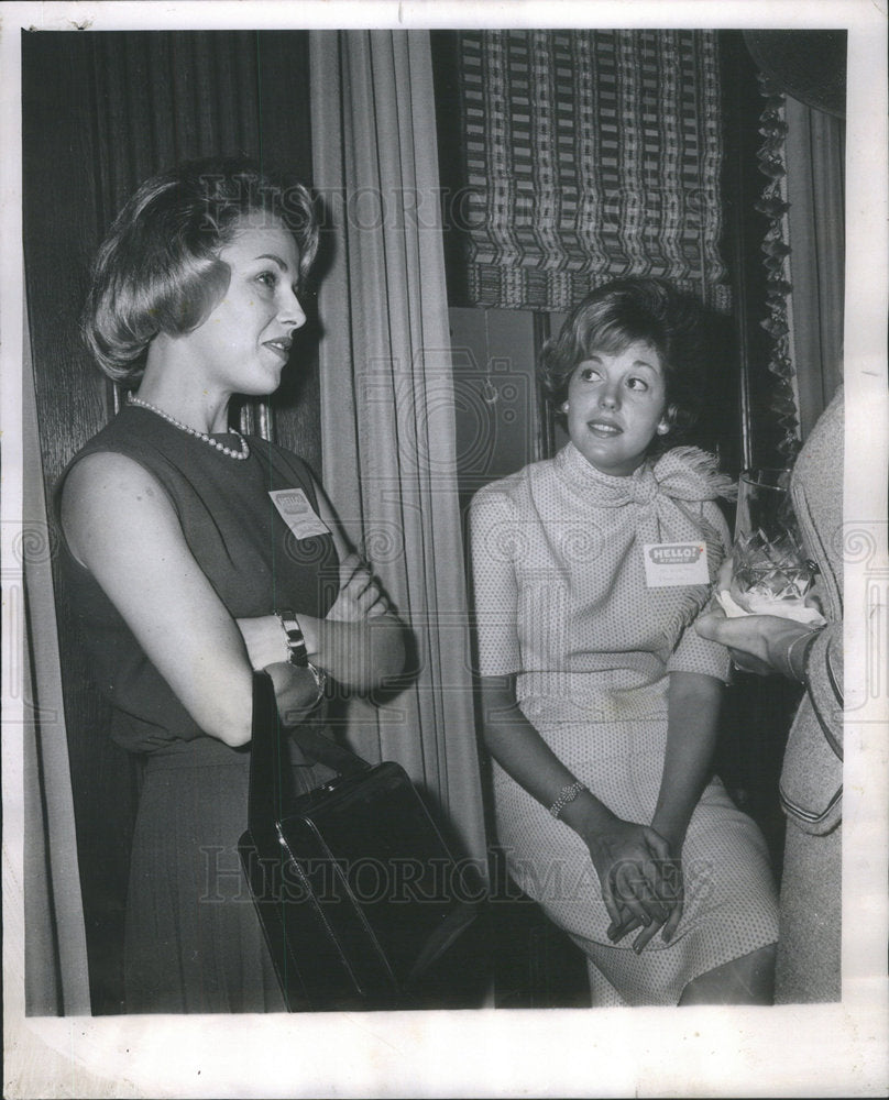 1962 Press Photo Mrs. William Wilkow Arnold Perry Grant Hospital Fashion Event - Historic Images