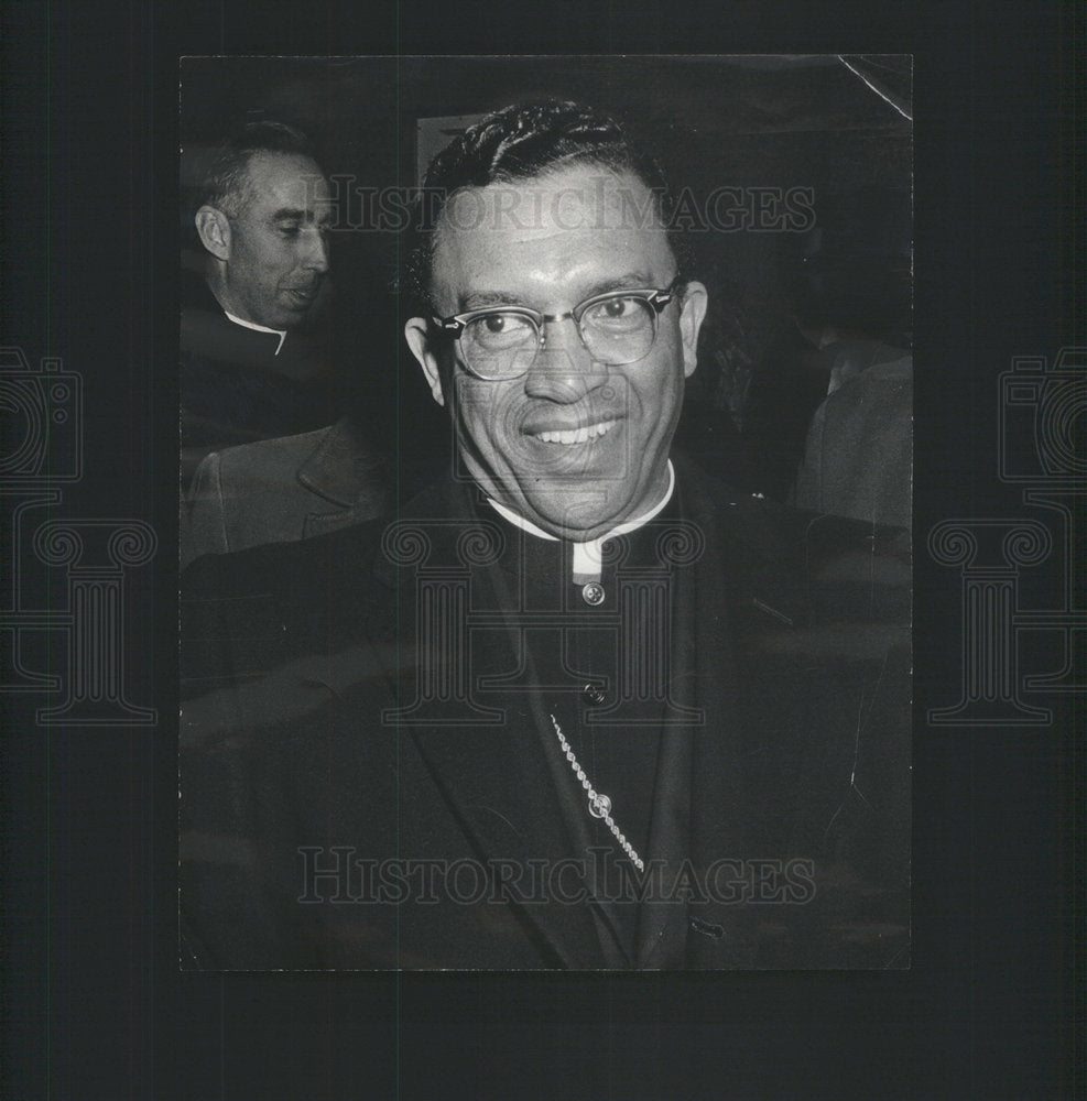 1966 Press Photo Reverend Harold Perry New Orleans - Historic Images