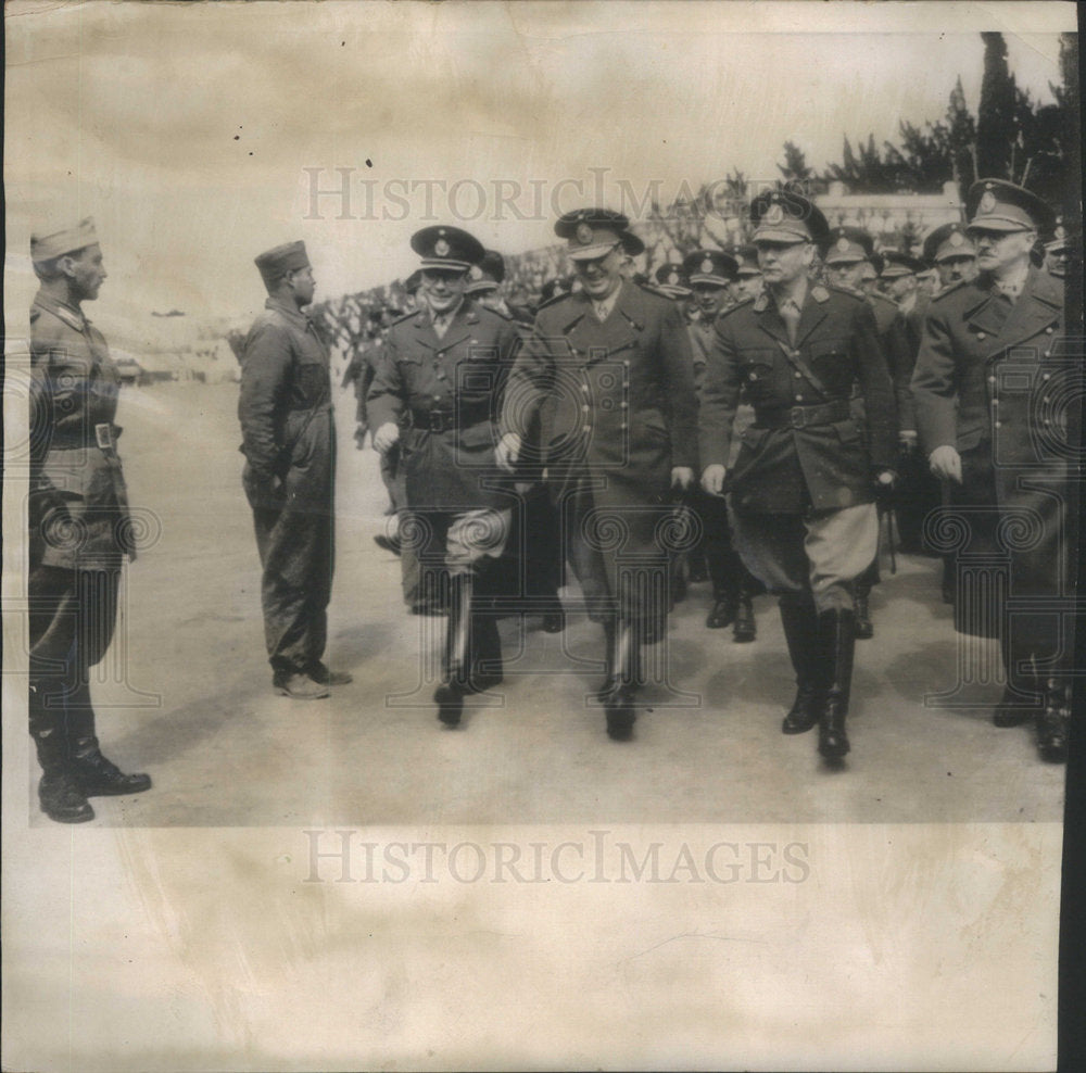 1951 Juan Peron & Troops - Historic Images