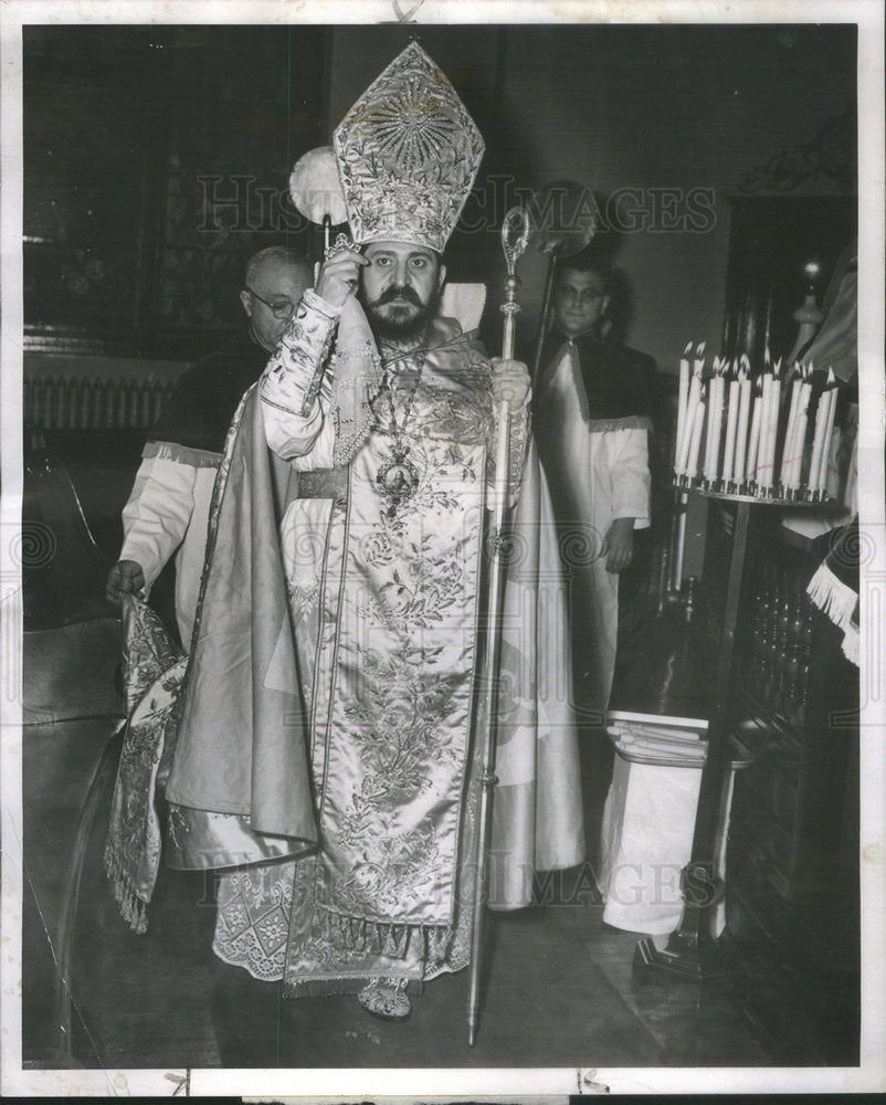 1957 Press Photo Archbishop Khoren Paroyian Linonon - Historic Images