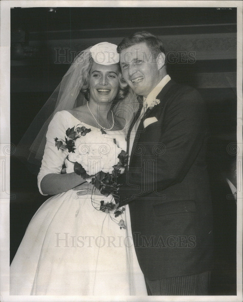 1961 Leslie Stone & Herbert Paschen at Their Wedding Reception - Historic Images