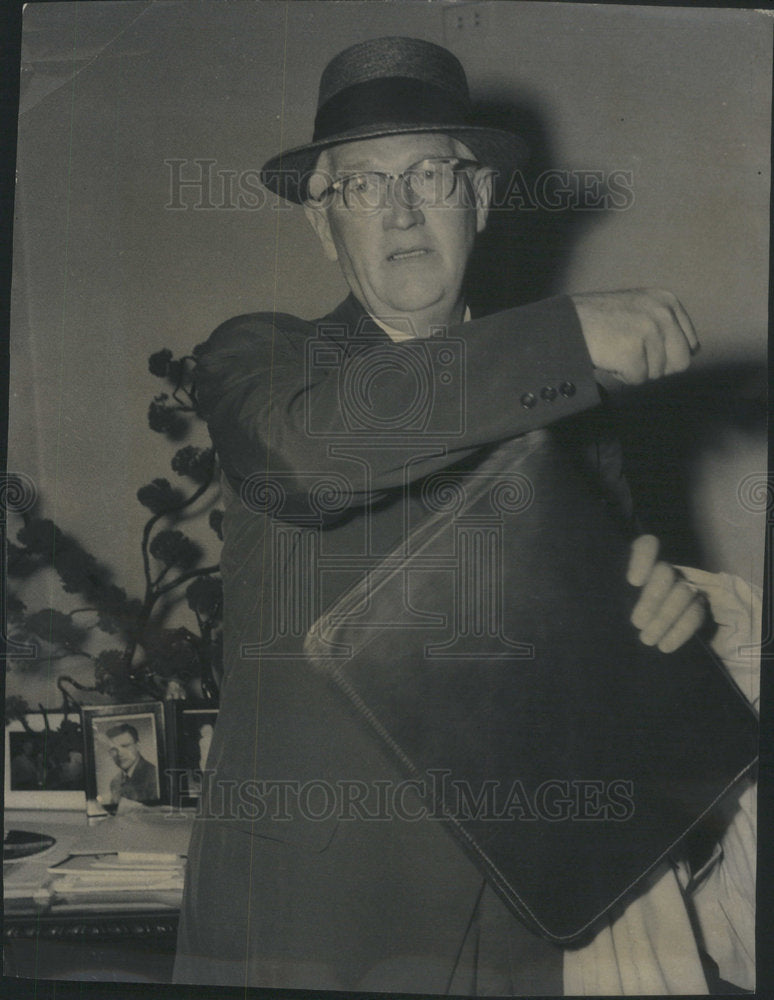 1956 Press Photo HERBERT C. PASCHEN COOK COUNTY TREASURER - Historic Images