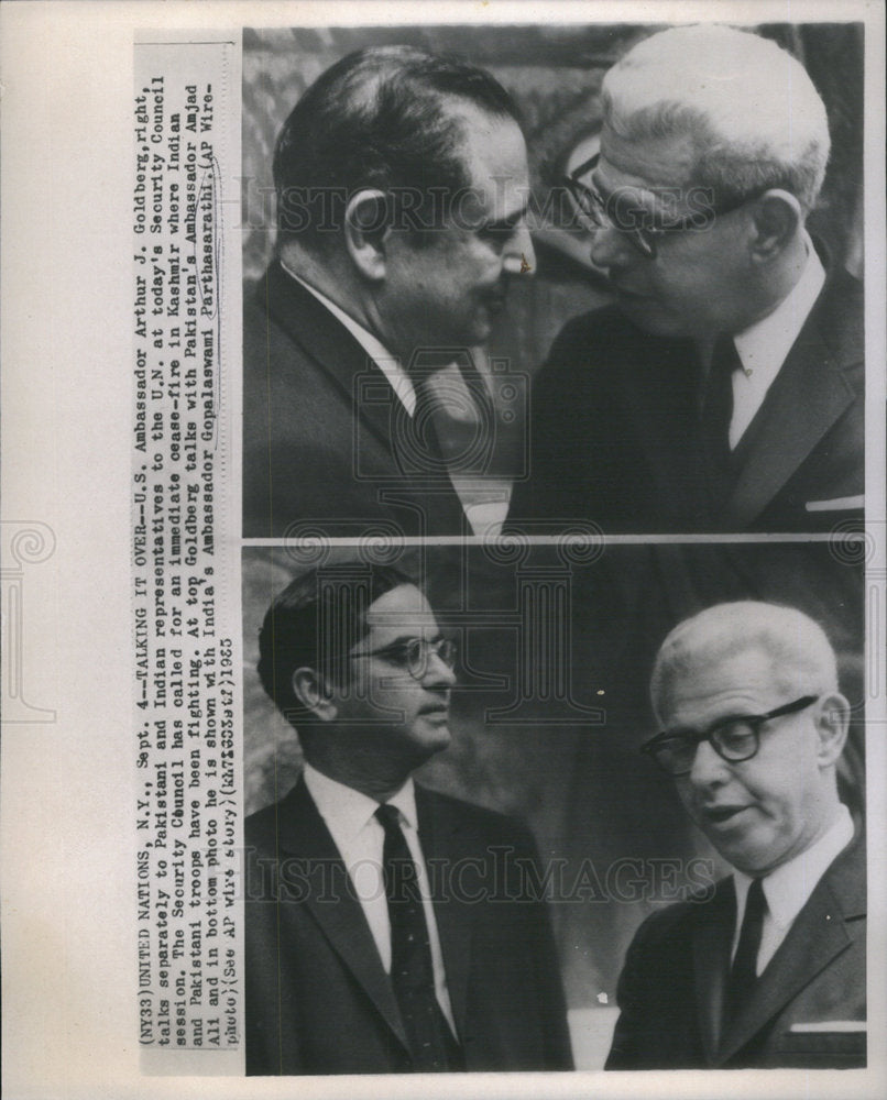 1985 Press Photo Amb Arthur Goldberg Speaking To  Pakistani and Indian Reps-U.N. - Historic Images