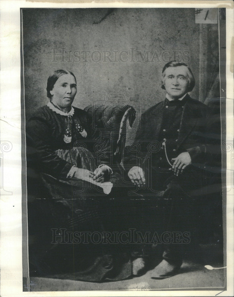 1966 Heinrich and Sophie Pfingston who emigrated from Germany - Historic Images