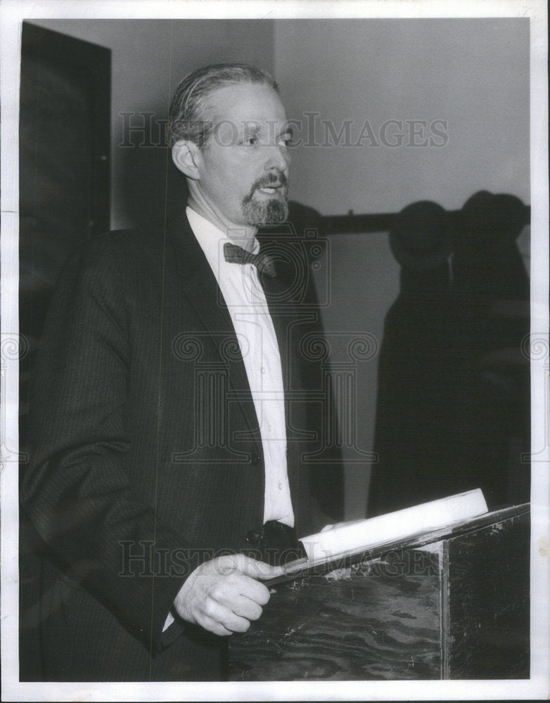 1961 Press Photo Doctor Walter Peterson University Chicago Instructor Personnel - Historic Images