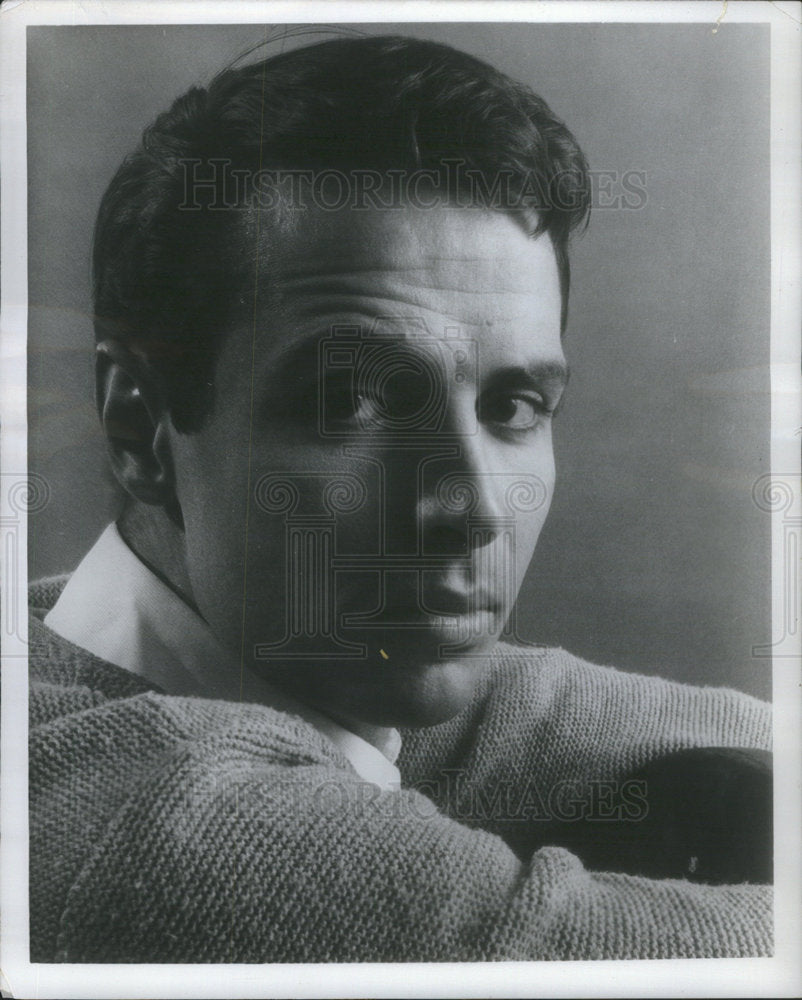 1967 actor Steward Moss - Historic Images