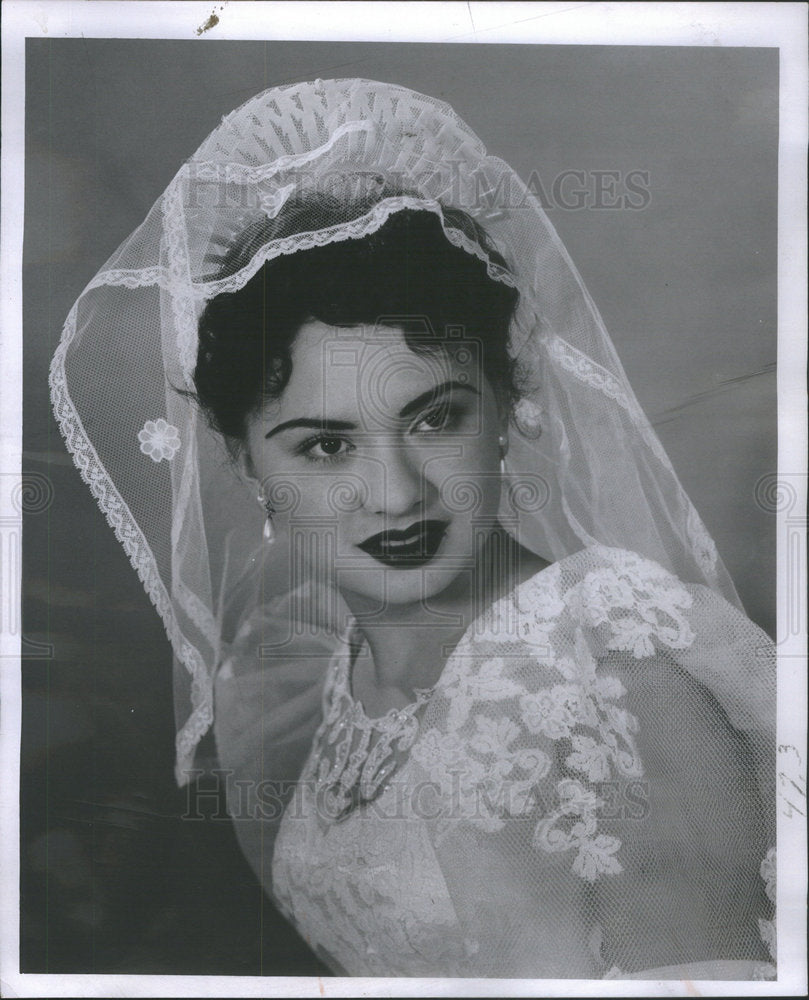 1958 Pasita paredes - Historic Images