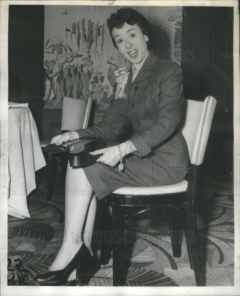 1953 Press Photo Route Around the world In 90Hrs And 59 Min-Pamela Martin - Historic Images