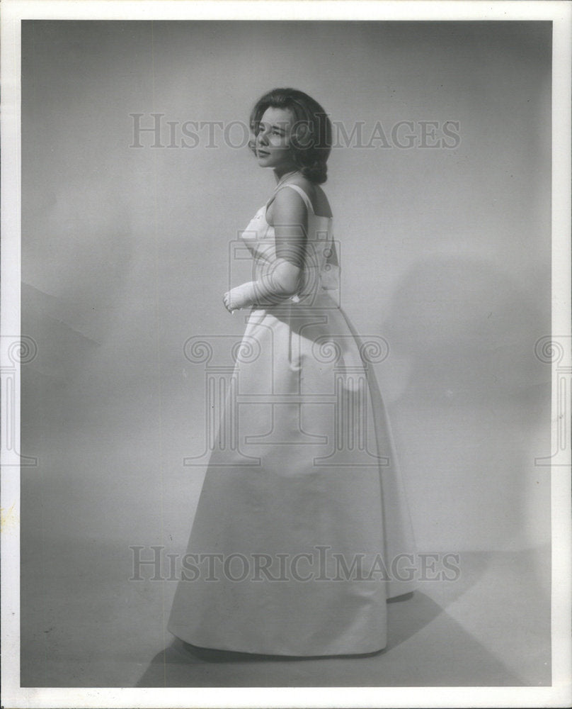 1964 Press Photo Marcia Pendleton Founder/ president of Walk Tall Productions - Historic Images