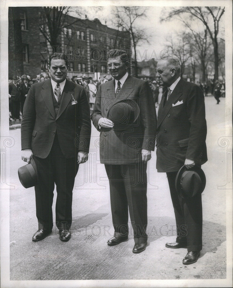 1940 Press Photo Mayor Henry D Penfield/May  Kelly At Bishop Stewart Funeral - Historic Images