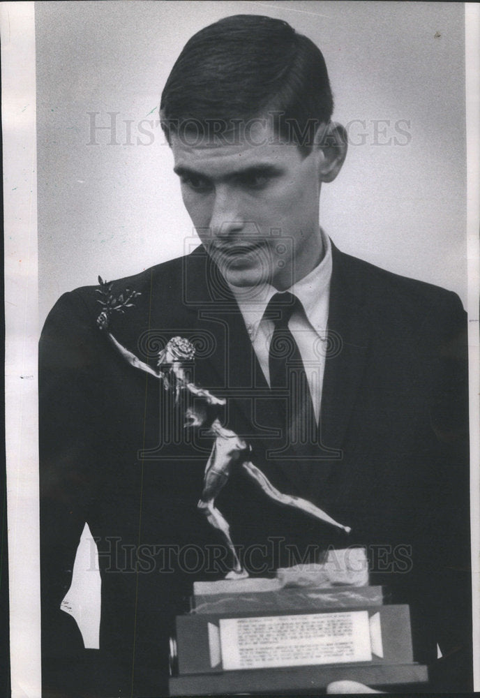 1967 Press Photo Sullivan Award Jim Ryun - Historic Images