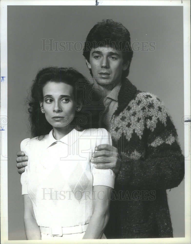 1984 Press Photo Theresa Saldana and Adrian Zmed actors - Historic Images