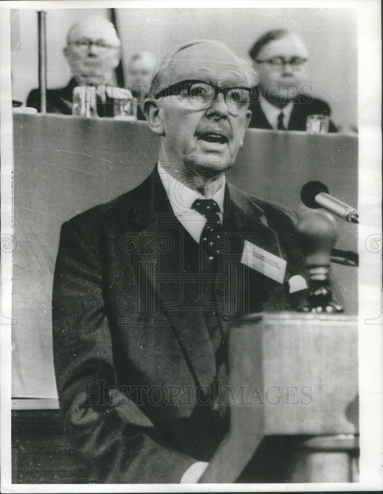 1966 Earl of Salisbury Britain's Conservative Political Party - Historic Images