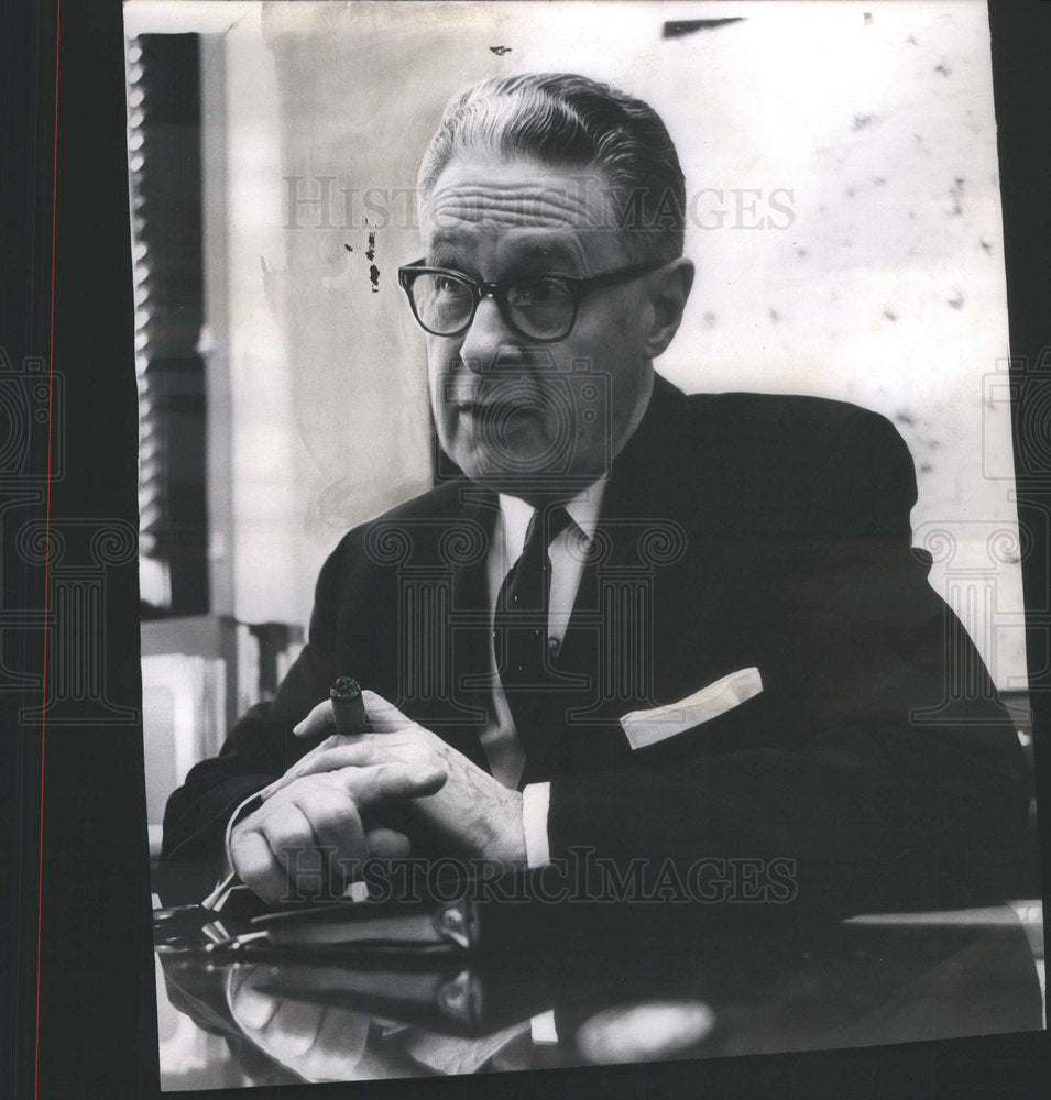 1962 Proposing Court Reform At Committee for Modern Arts, Illinois - Historic Images