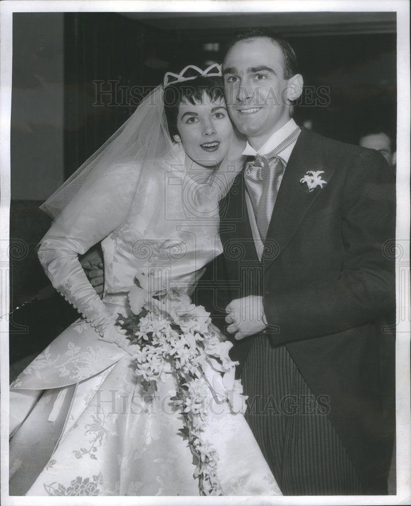 1956 Socialites Murphy Couple Wedding Day Portrait Wilmette Illinois - Historic Images