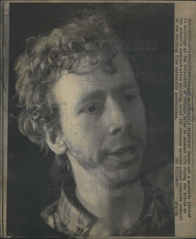 1969 Press Photo Howard Machtinger student at University of Chicago - Historic Images