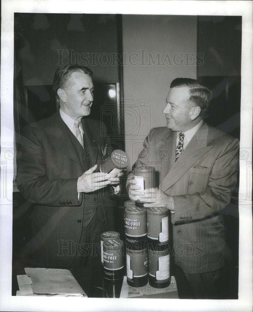 1942 Press Photo Raymond Macmillan president Macmillan Petroleum Corporation - Historic Images