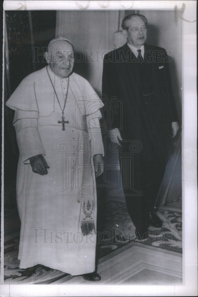 1963 NATO talks and private audience with the Pope - Historic Images