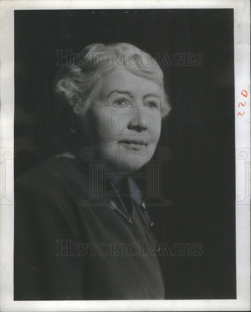 1953 Dame Flora MacLeod of MacLeod 28th chief Clan MacLeod - Historic Images