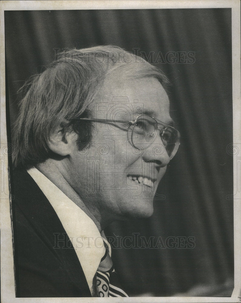 1975 Press Photo Patrick Murphy of Committee to revise mental health code - Historic Images