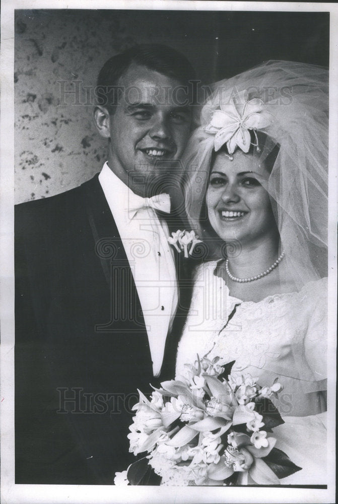 1967 Barbara Dindia marrries Peter Murphy at BVM Roman Catholic Chur - Historic Images