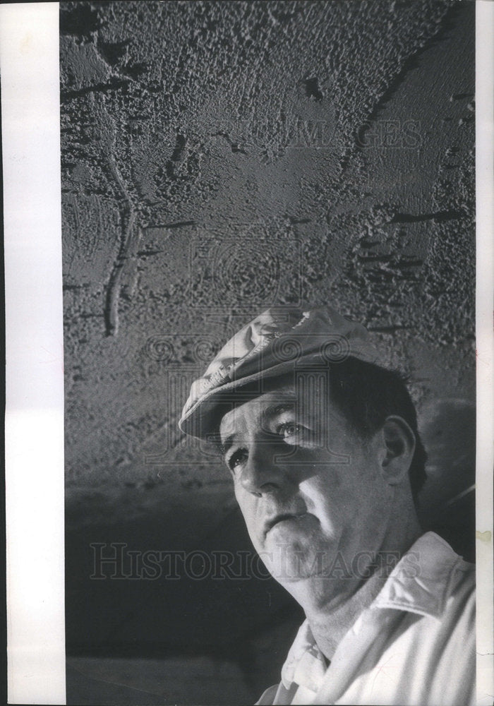 1973 Thomas Morrin, son of a plasterer. - Historic Images