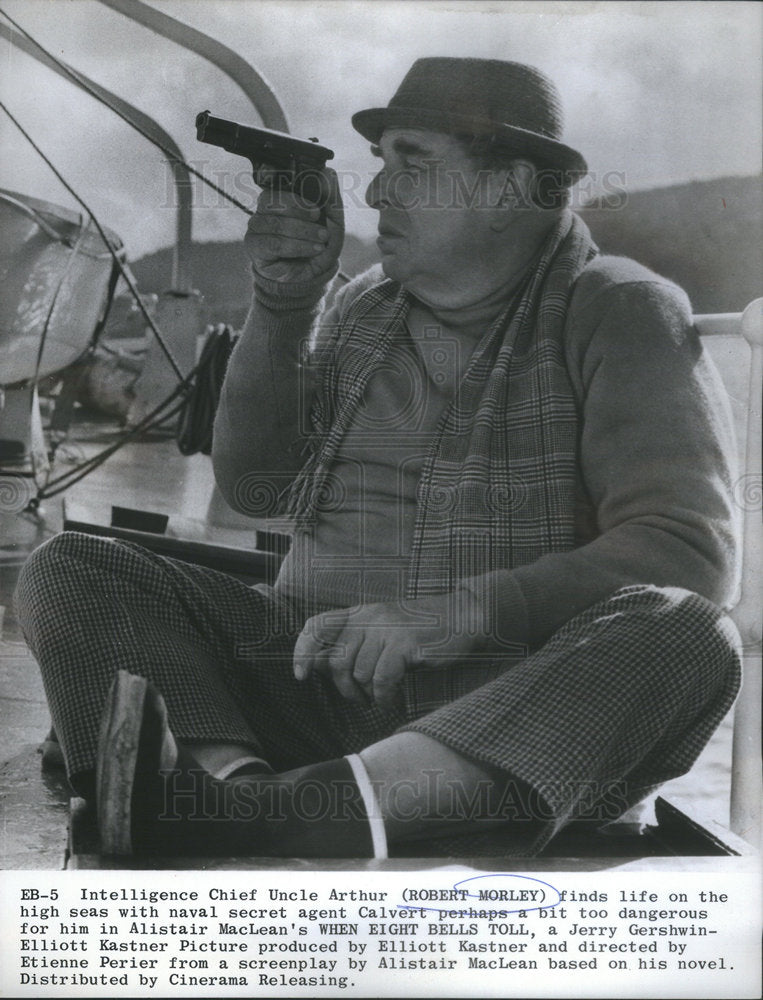 1971 Robert Morley in movie of Alistair MacLean's WHEN EIGHT BELLS TOLL.A Jerry Gershwin - Historic Images