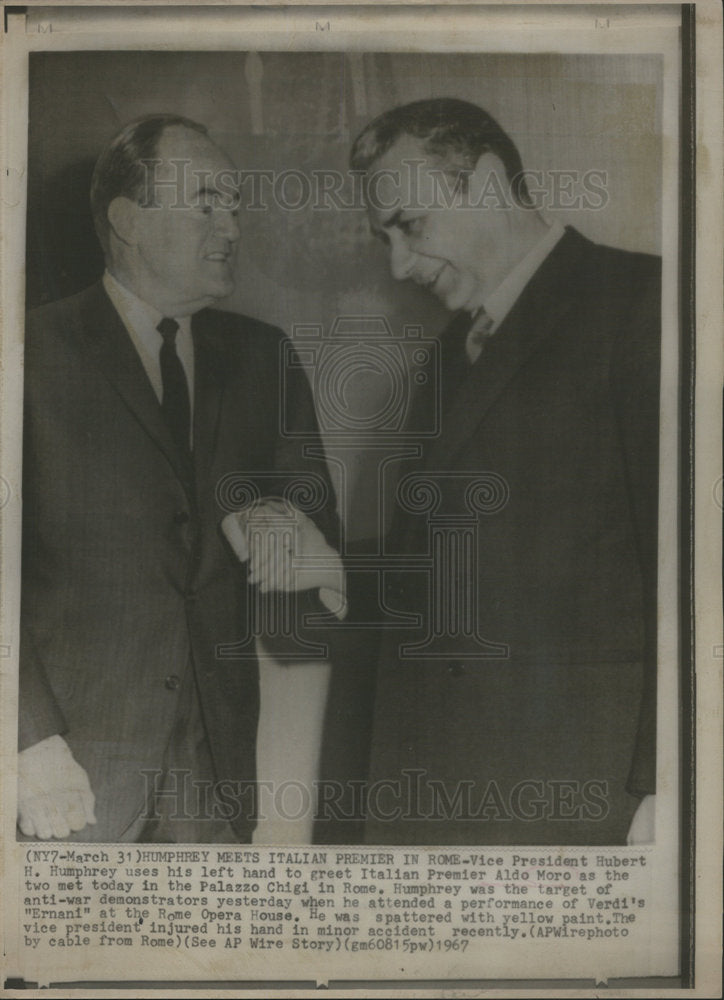 1967 VP Hubert Humphry Meets Italian Premier - Historic Images