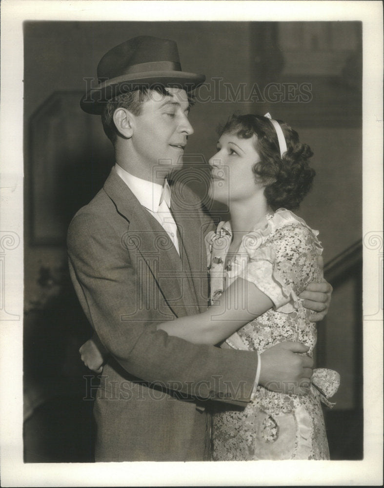 Press Photo Jack and Mary in Alex Yokel &quot;3 Men on a Horse.&quot; - Historic Images