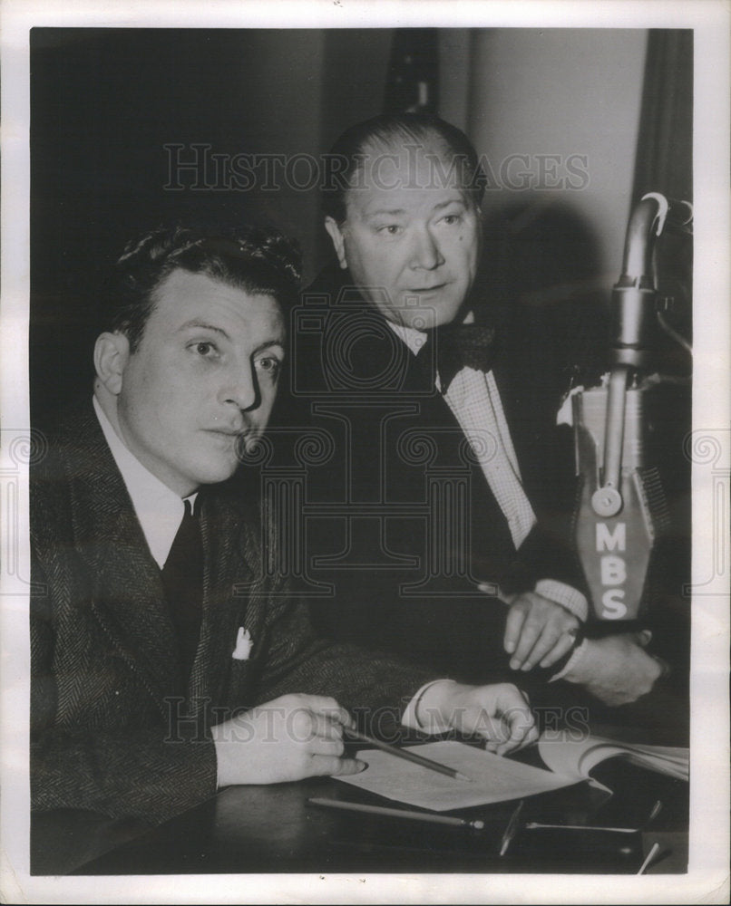 1947 Press Photo John Nesbitt Radio Film Announcer Narrator Producer - Historic Images