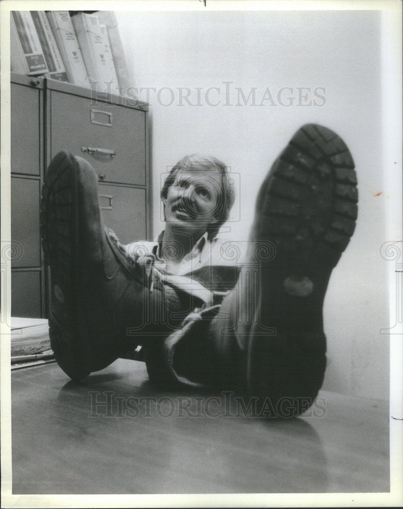 1986 Press Photo Steve Newman Walked Around the World - Historic Images