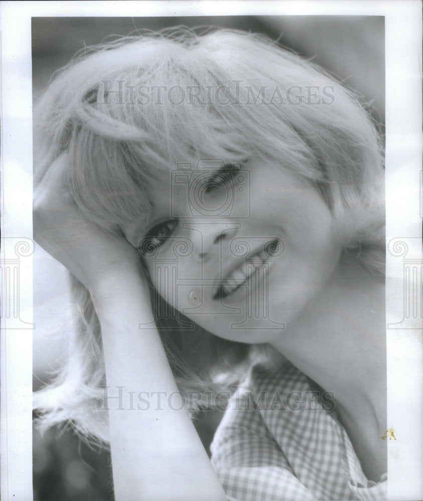 1985 Press Photo Beverly Penberthy in "Barefoot in the Park" - Historic Images