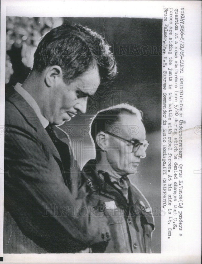 1965 Press Photo Defense Undersecretary Cyrus Vance Bruce Palmer Santo Domingo - Historic Images