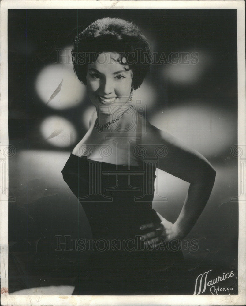 1964 Press Photo Tina Paris, Chicagoan Vocalist. - Historic Images