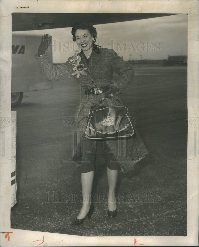 1953 Pamela Martin TV Reporter - Historic Images