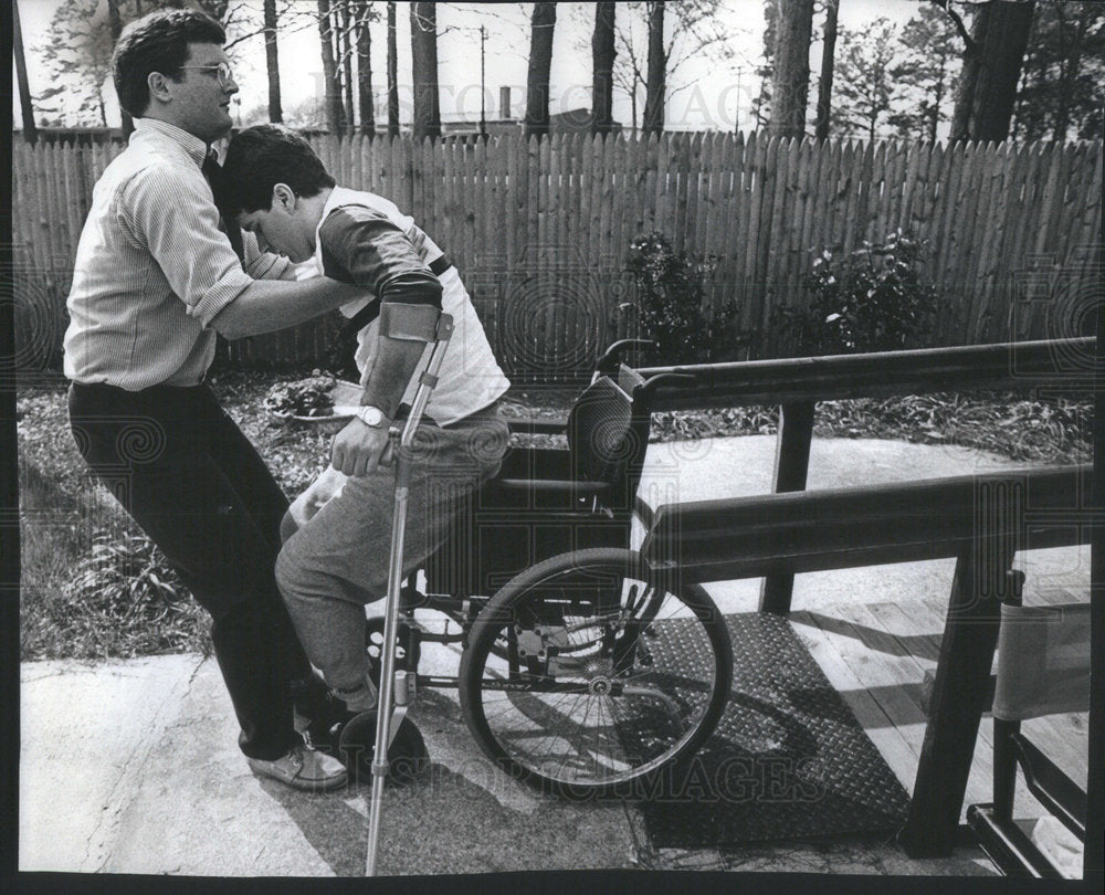 1986 Press Photo Driving Accident Victim Marc Moss - Historic Images