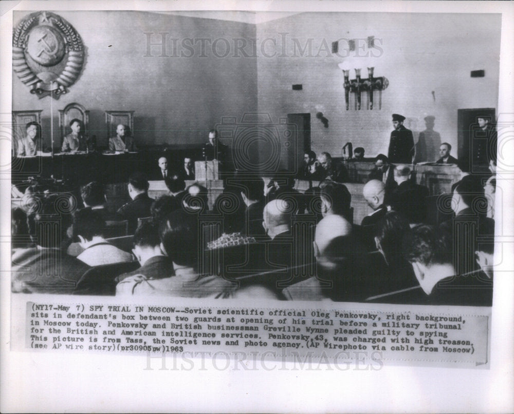 1963 Penkovsky Sits Defendant Box Between Two Guard At Opening Trial - Historic Images