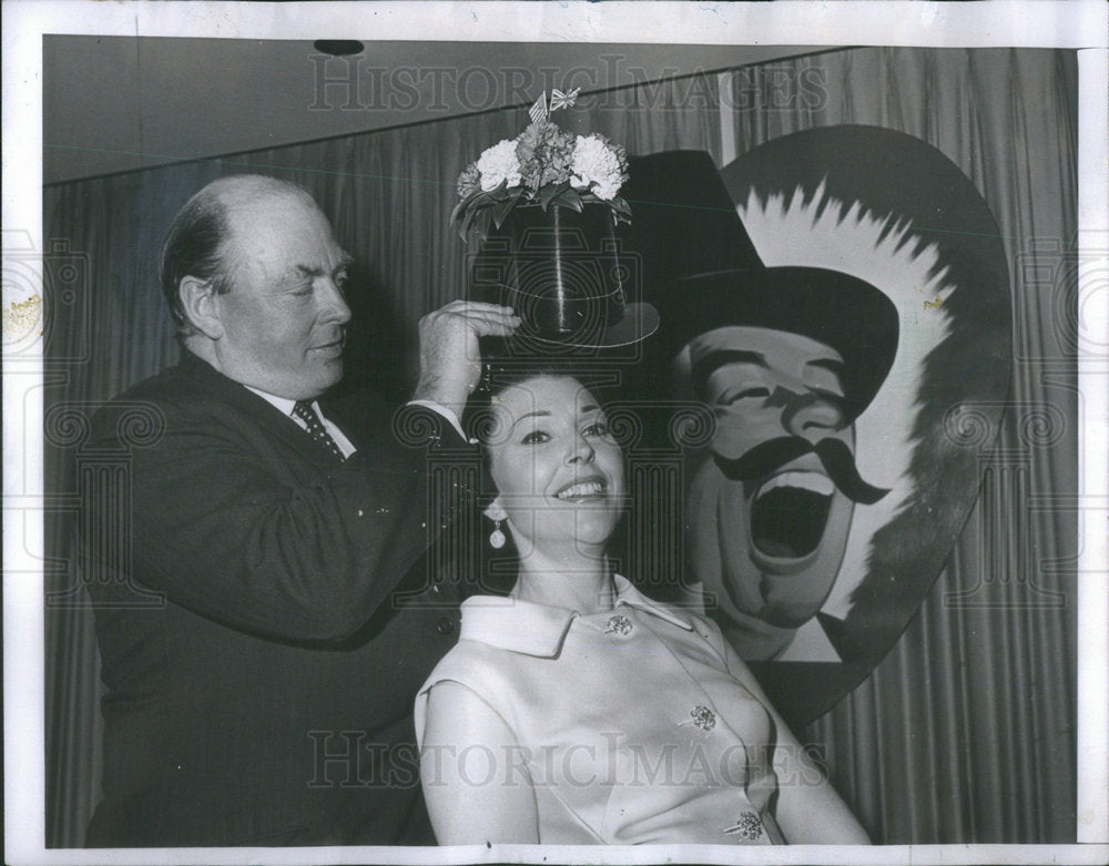 1966 Madge Raymer Gets A Crown - Historic Images