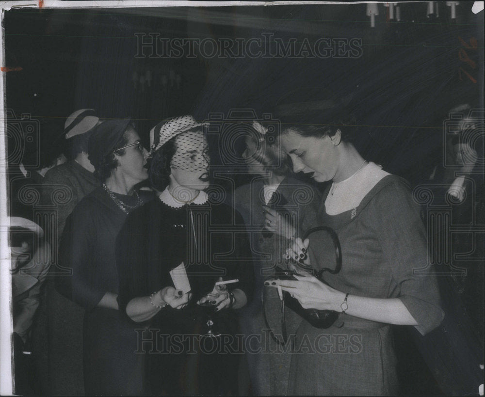 1955 Mrs John H Olwin and Mrs Kenneth F MacLellan Jr  - Historic Images