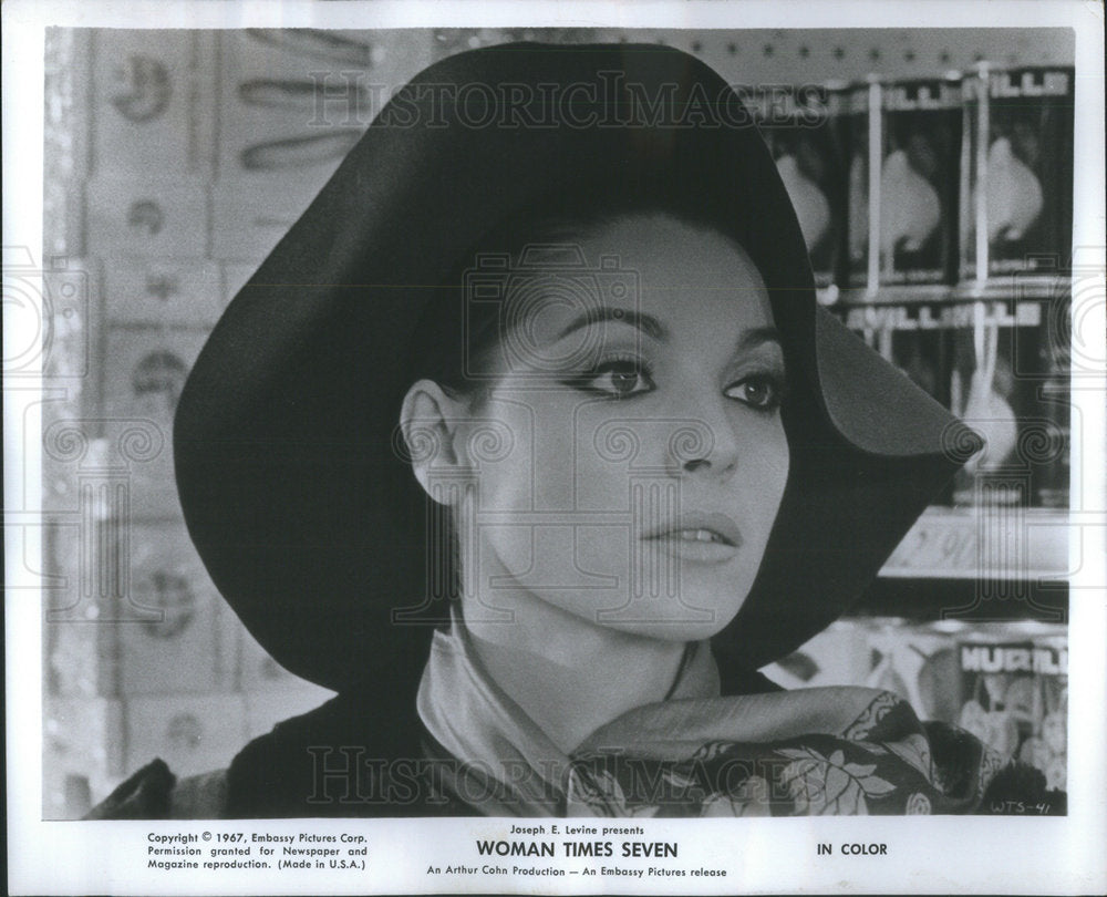 1967 Press Photo Elsa Martinelli - Historic Images
