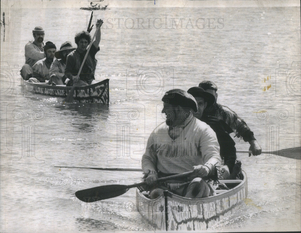 1971 Press Photo Marquette Joliet Race 1700's Style Boats Chicago - Historic Images